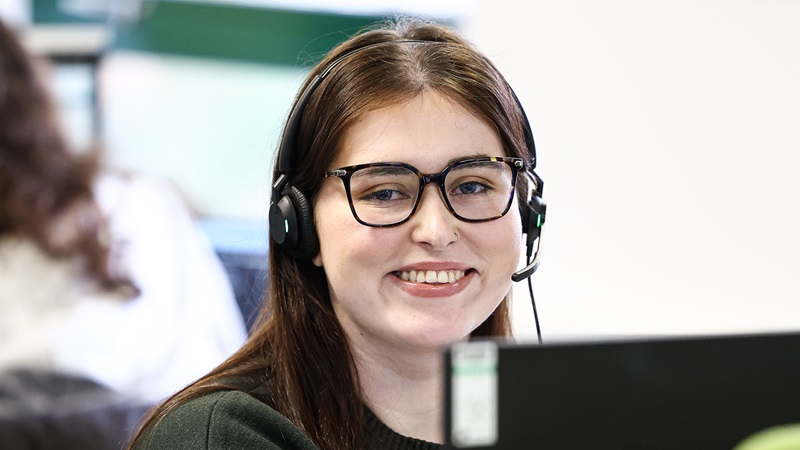 Customer Services Girl