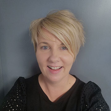 Amanda Baker private banking